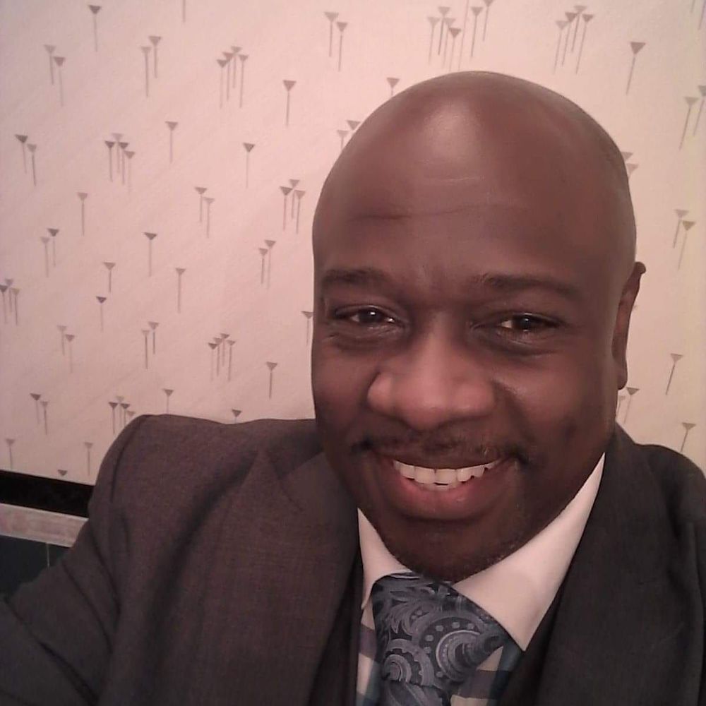 Meet your Posher, Kenneth